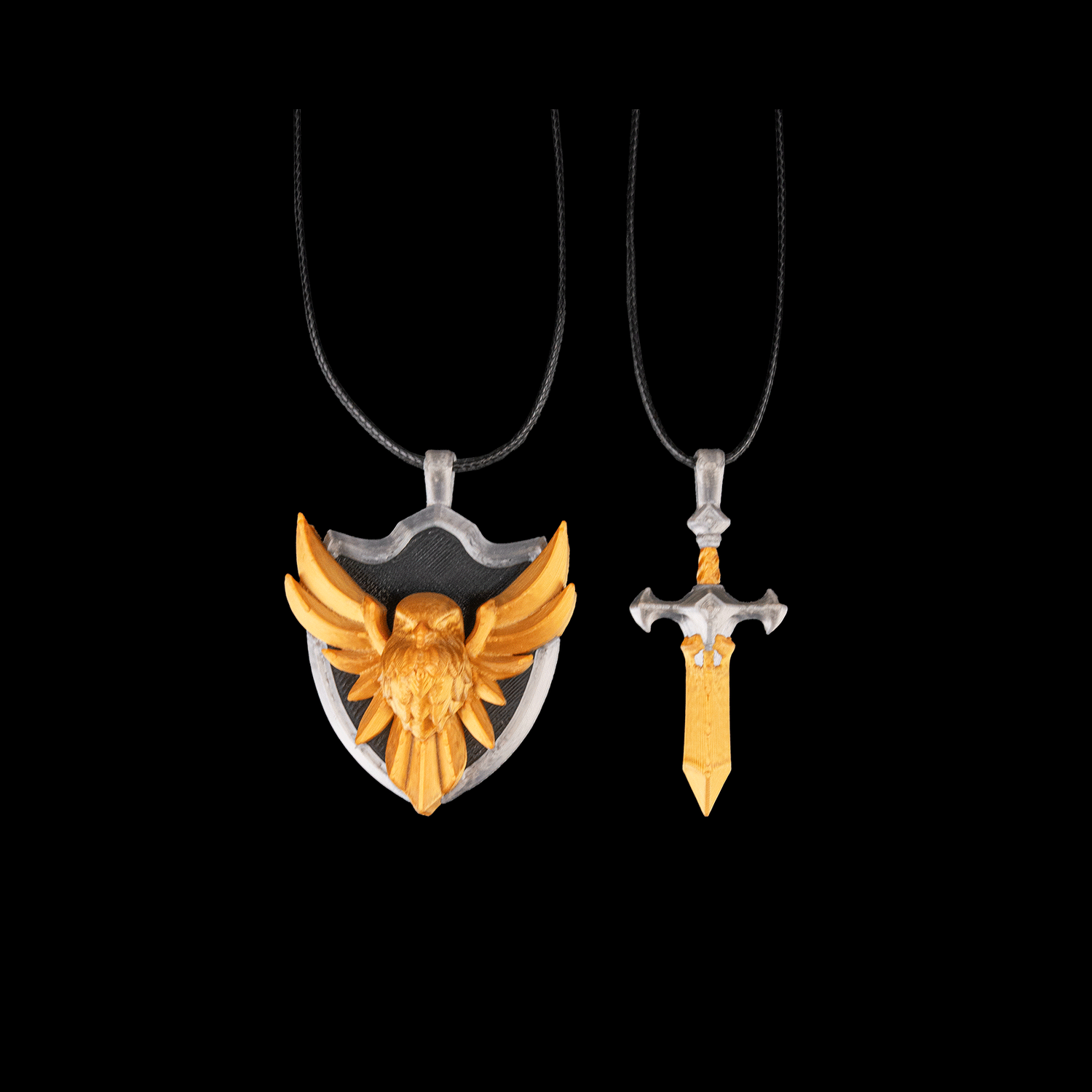 Colgantes de espada y escudo Steel & Feather