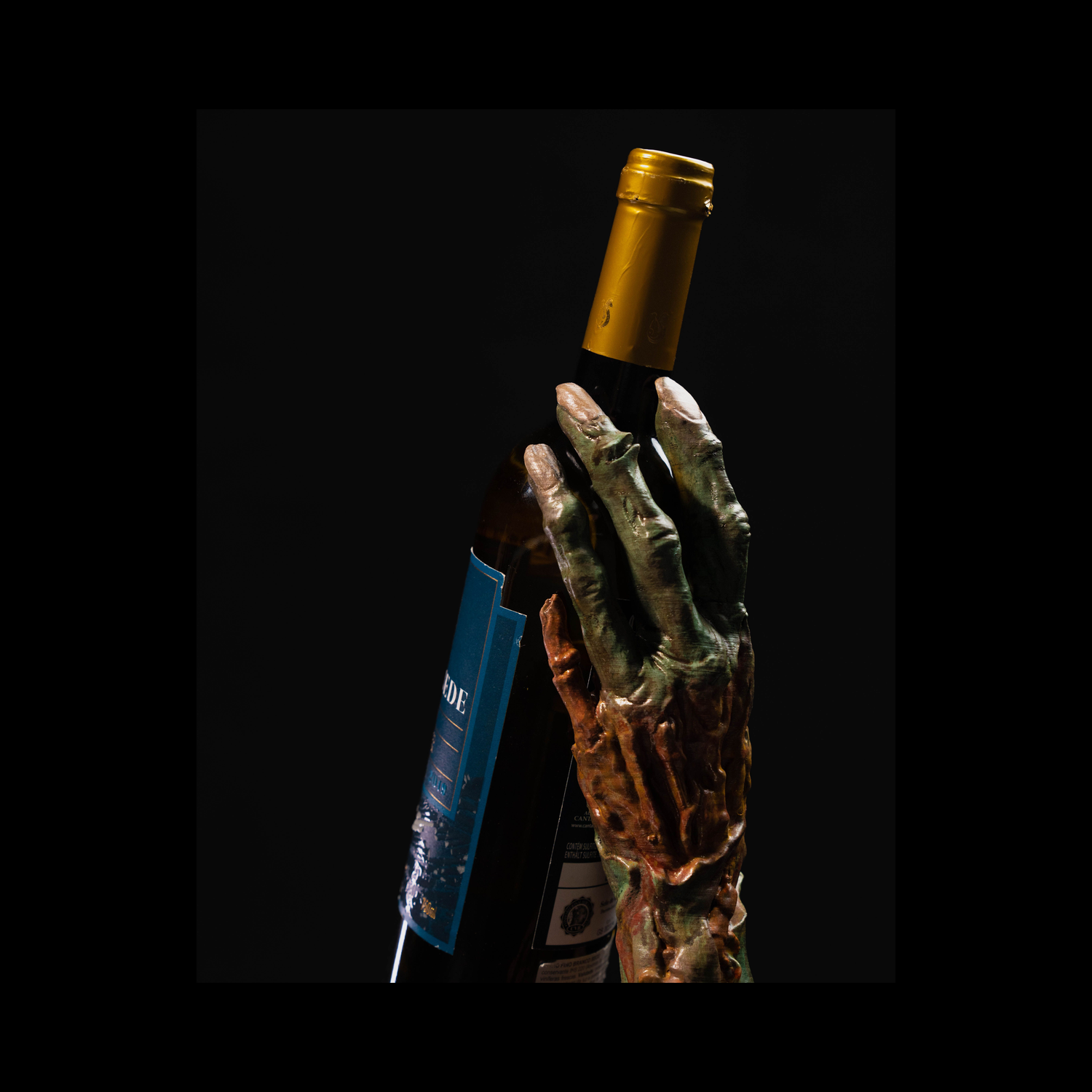 Soporte para botella de vino Hand from the Dead