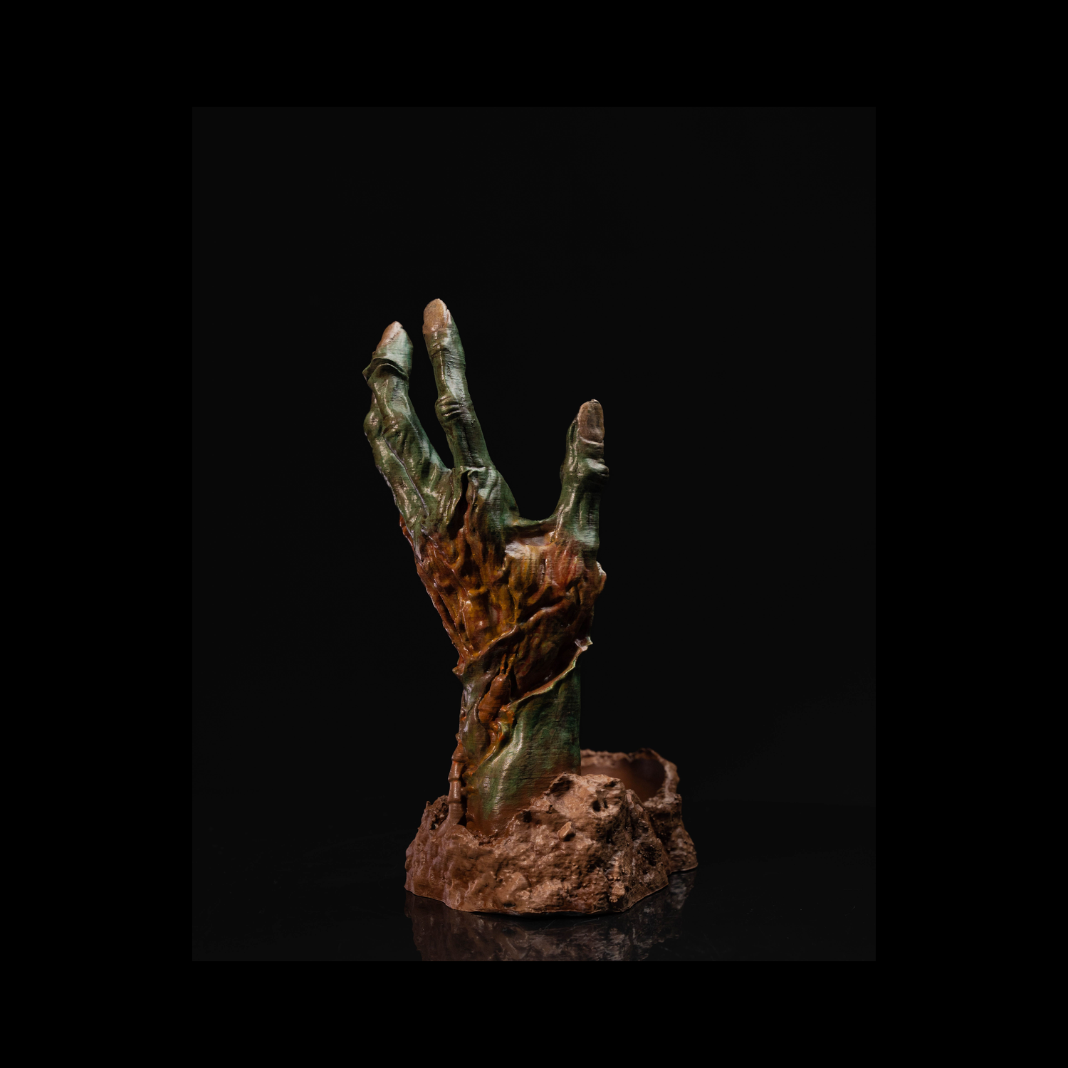 Soporte para botella de vino Hand from the Dead