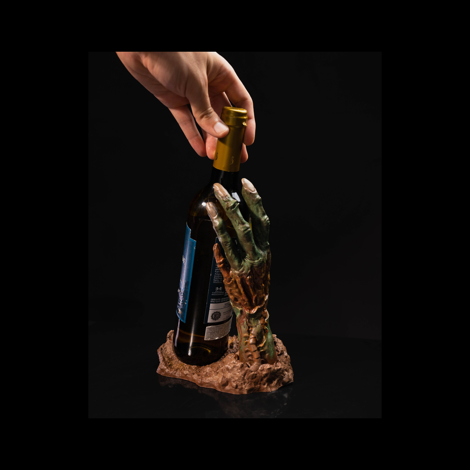 Soporte para botella de vino Hand from the Dead