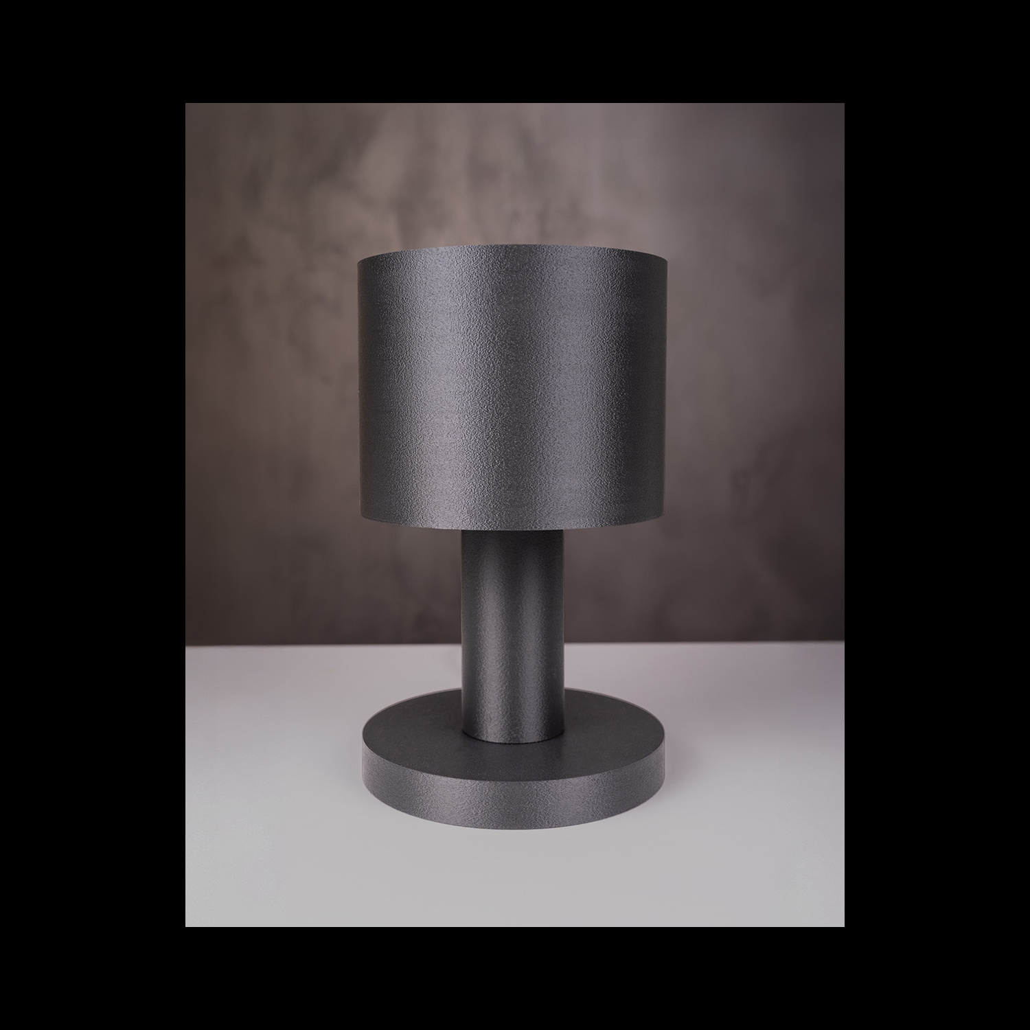 Lámpara de mesa Minimalist
