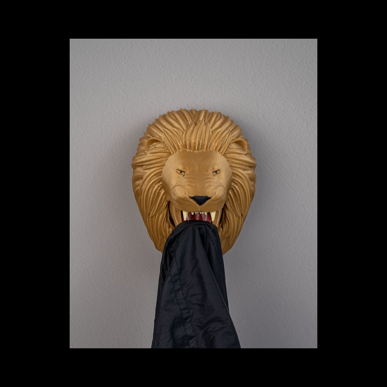Perchero Lion