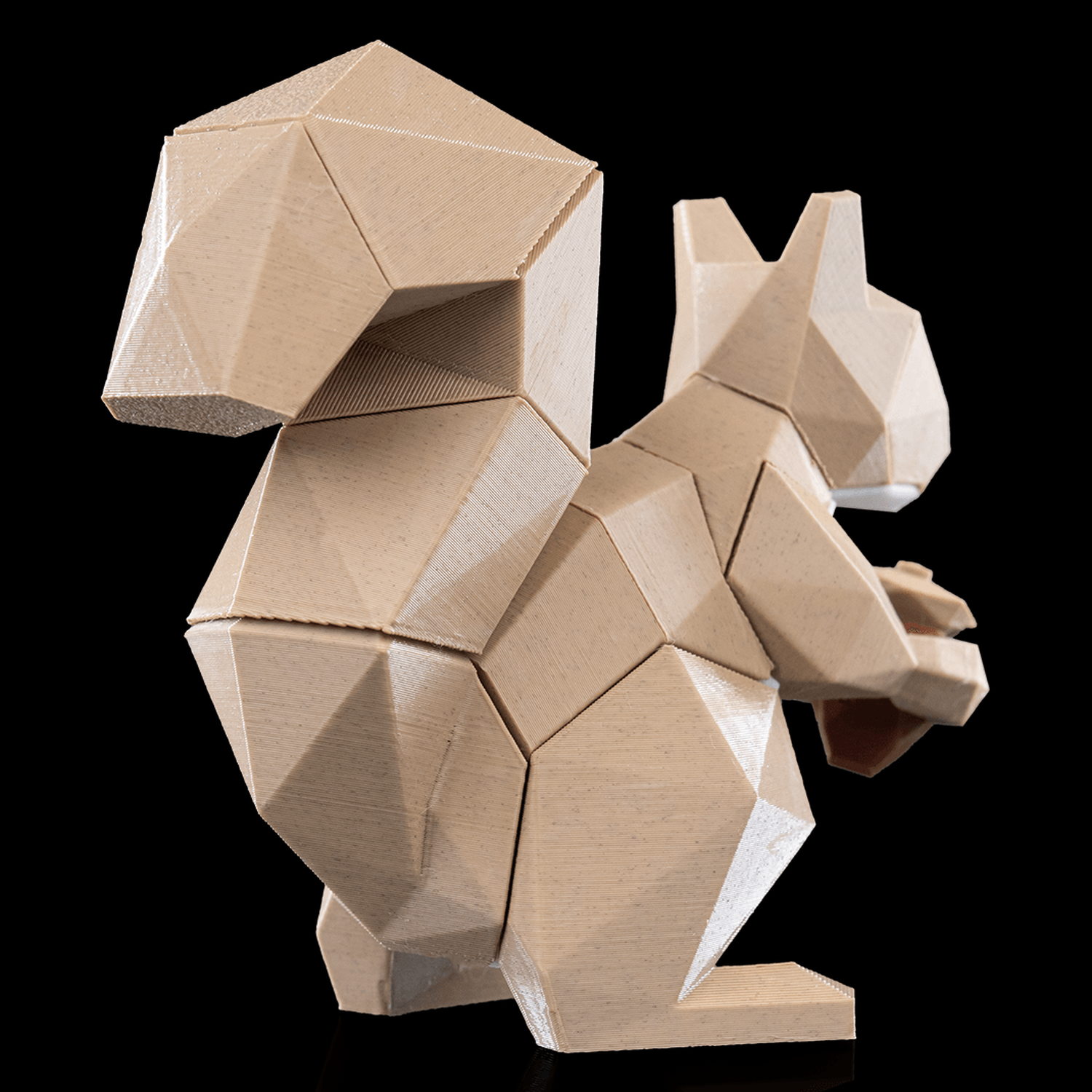 Figura decorativa Low Poly Squirrel