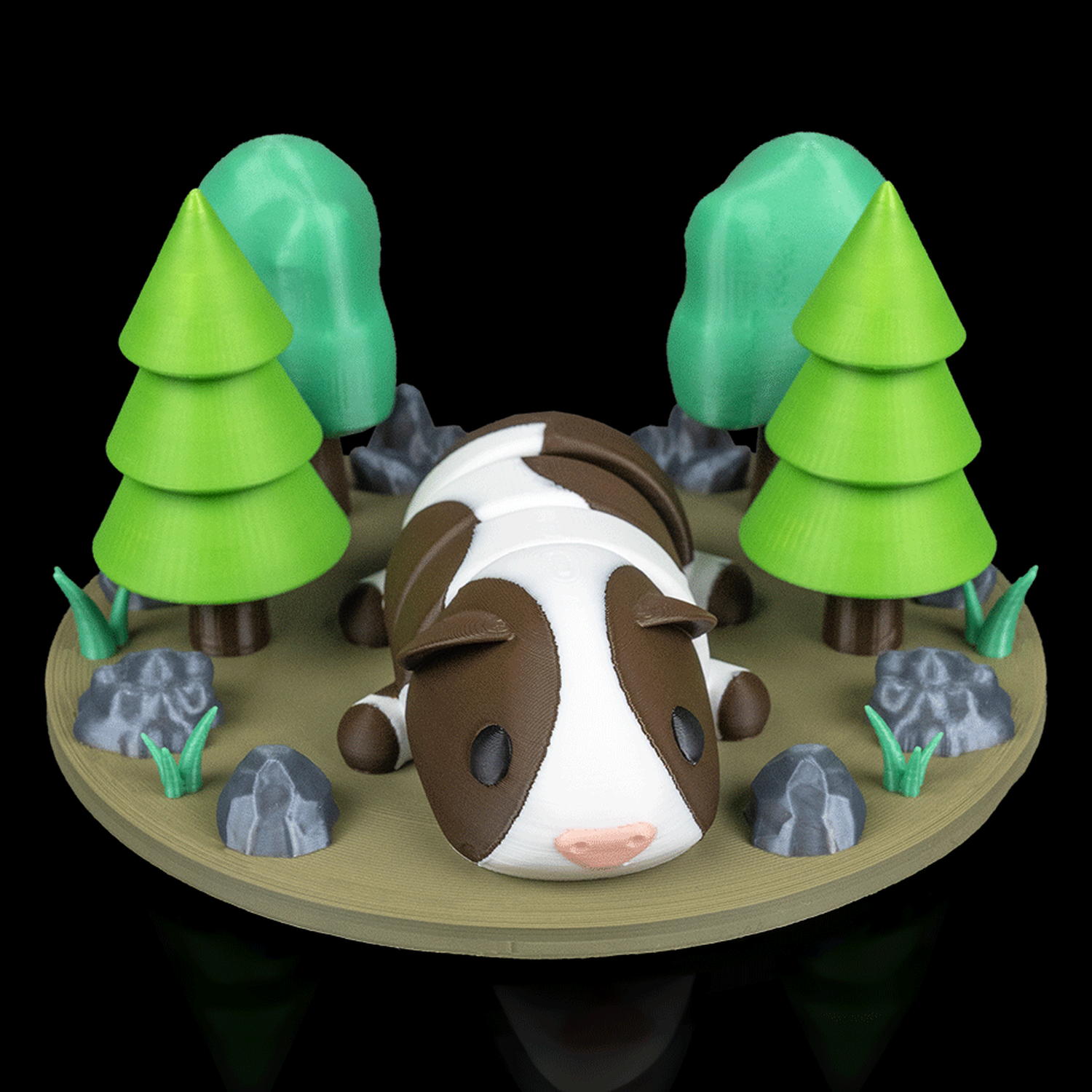 Llavero Guinea Pig in Field Nest