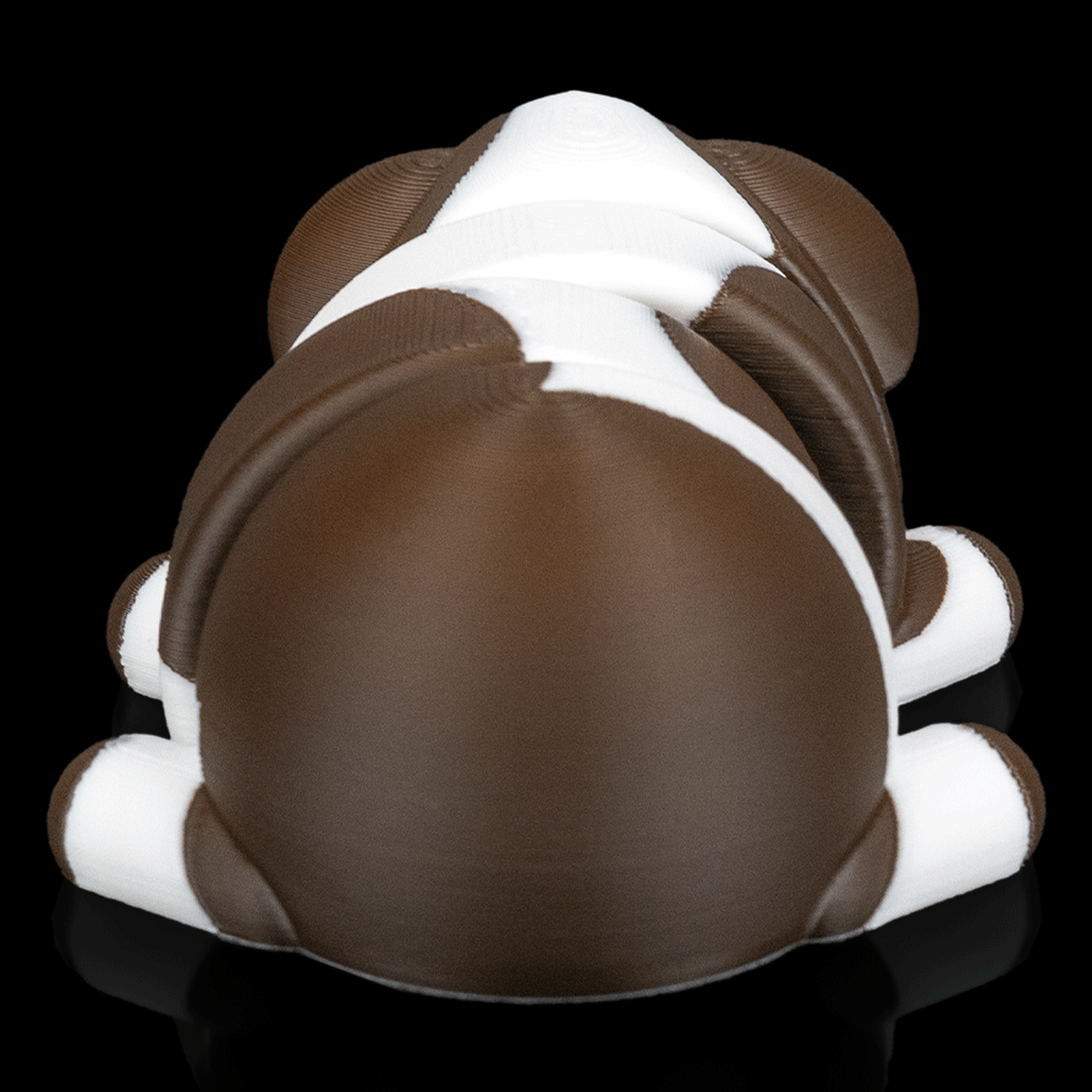 Llavero Guinea Pig in Field Nest