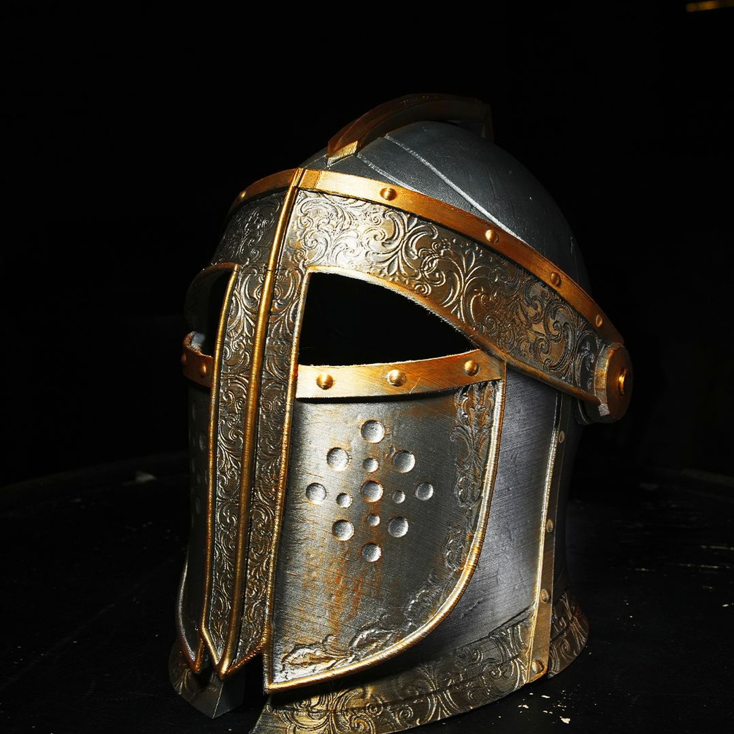 Casco de caballero