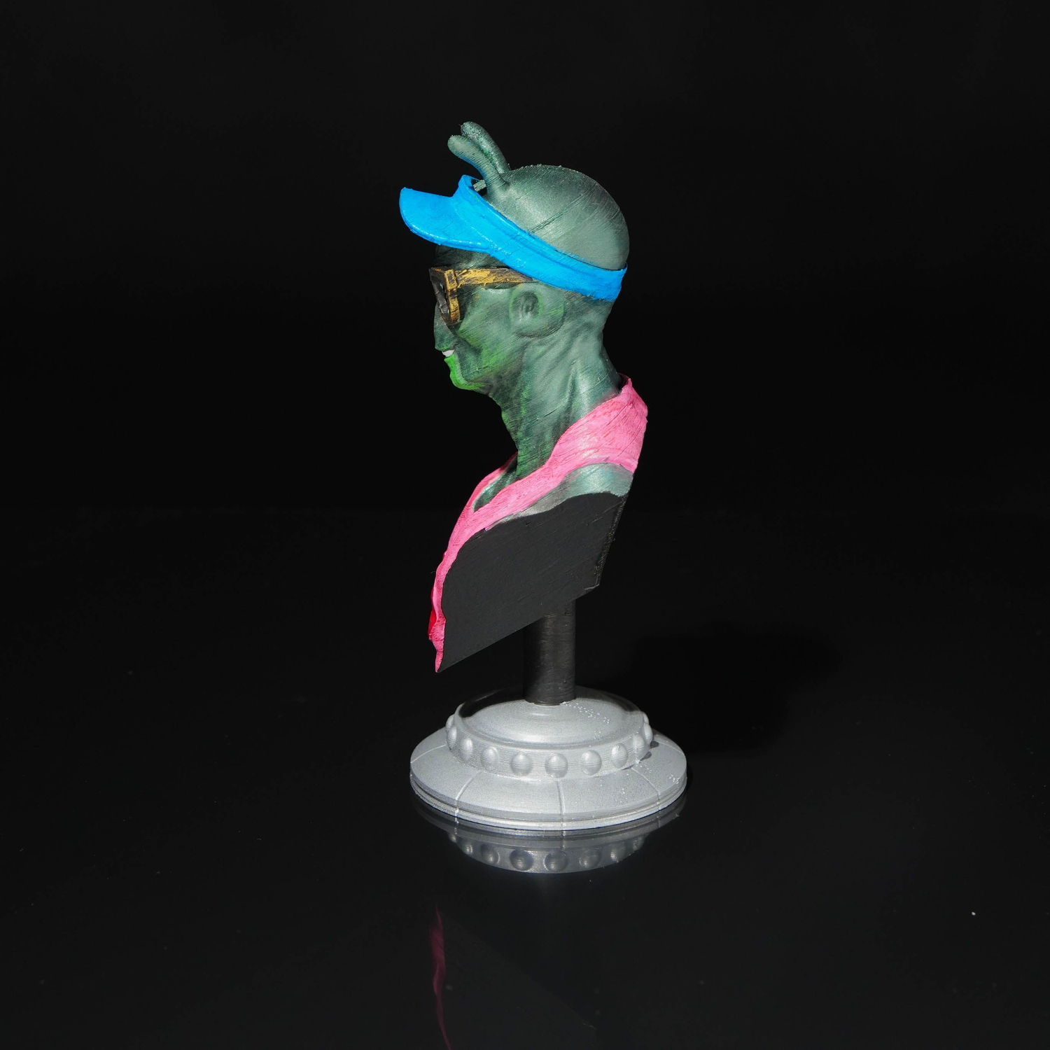 Alien Tourist Bust #3 - Kevin