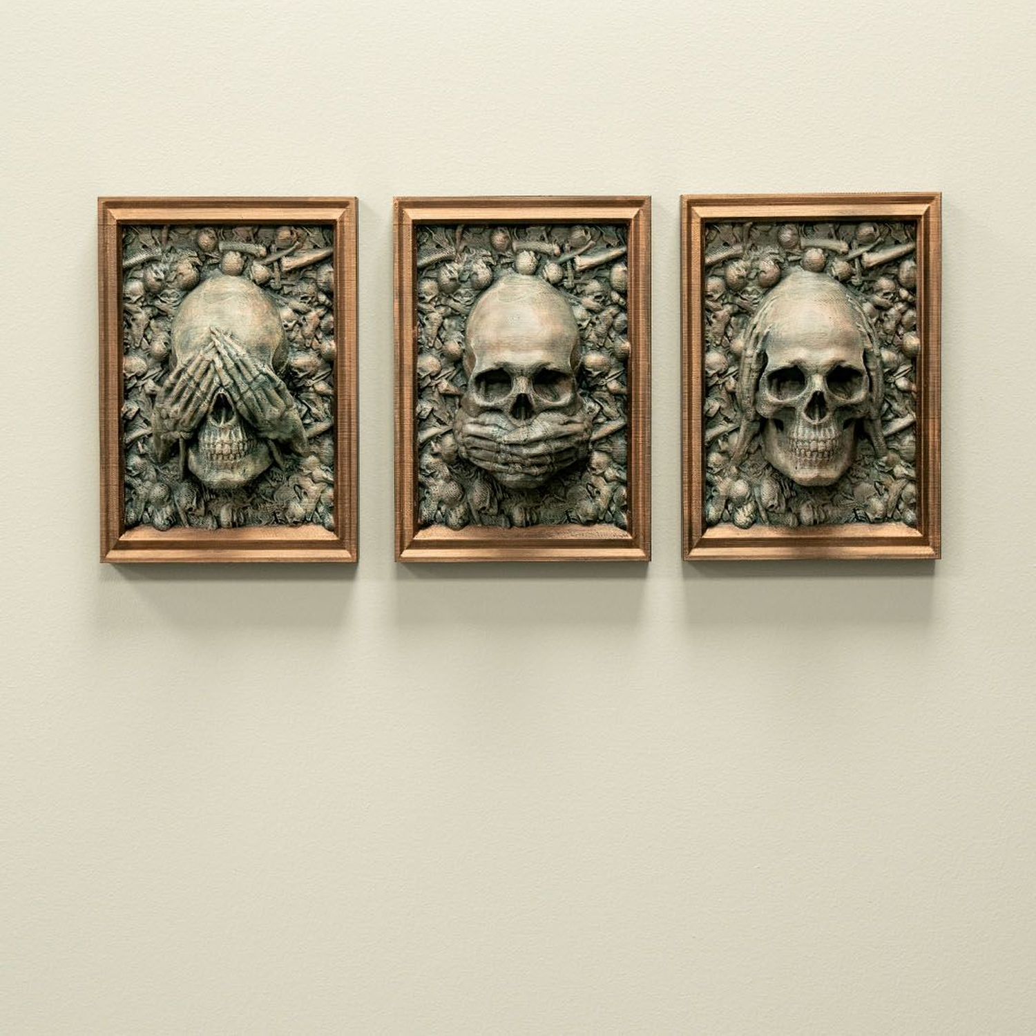Three Wise Skulls