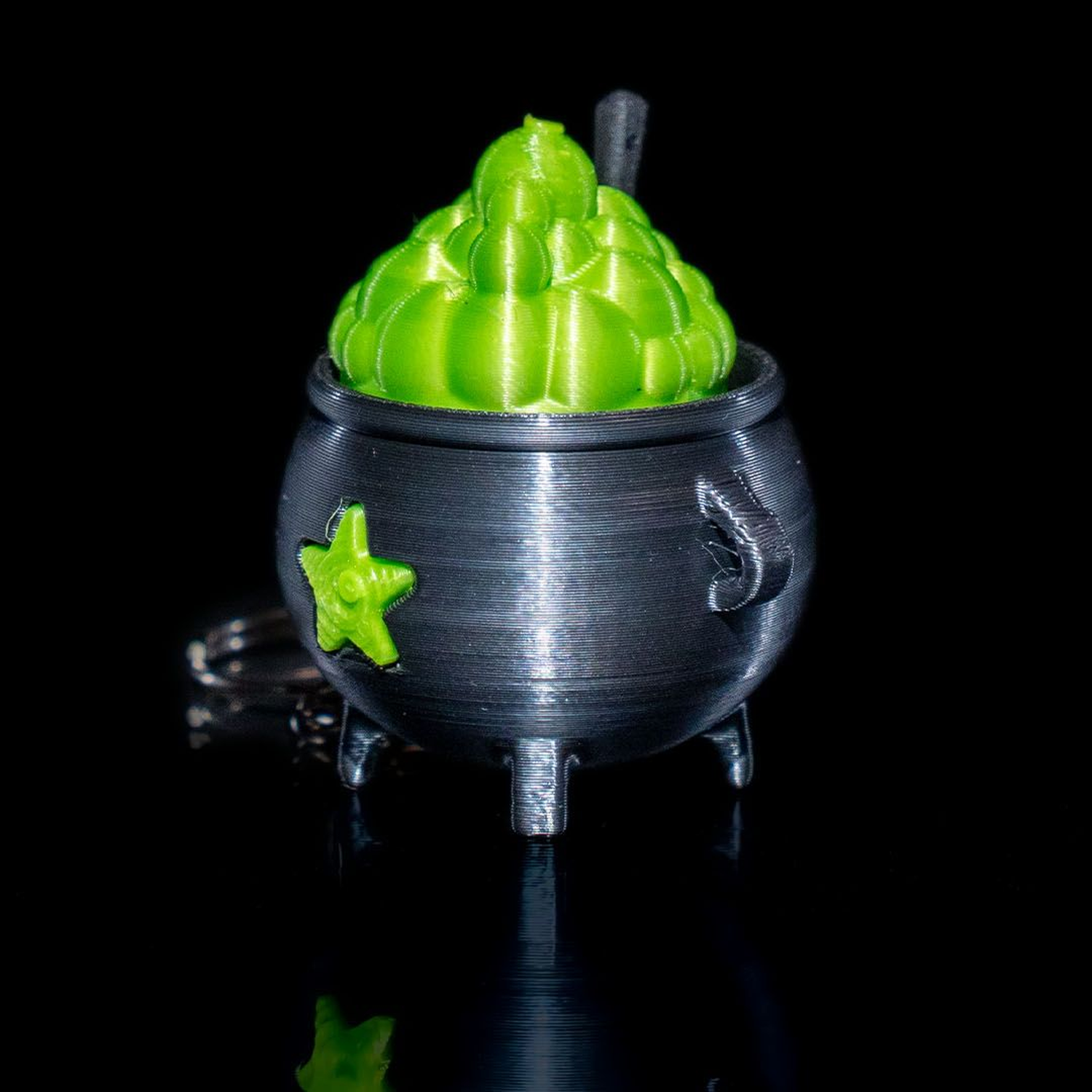 Cauldron Fidget Keychain