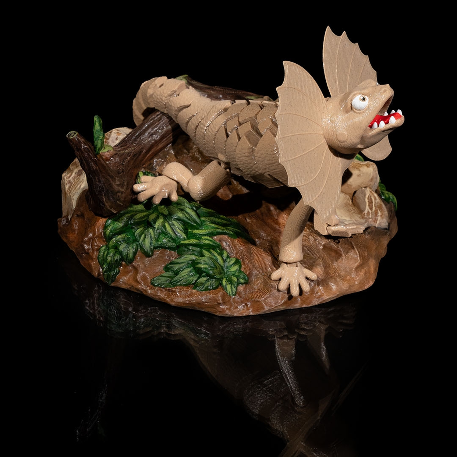 Frilled Neck Lizard
