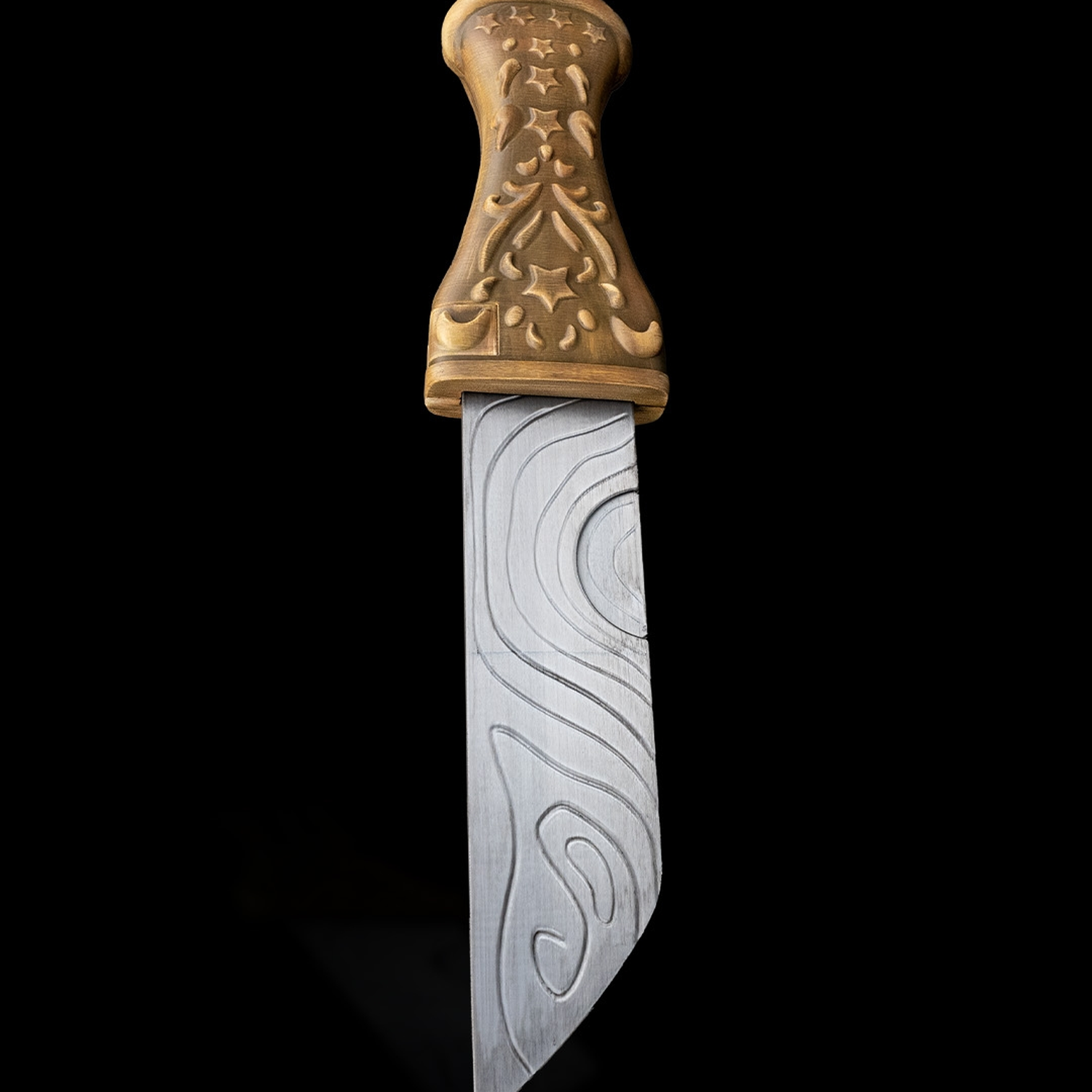 Knife Thru Arm