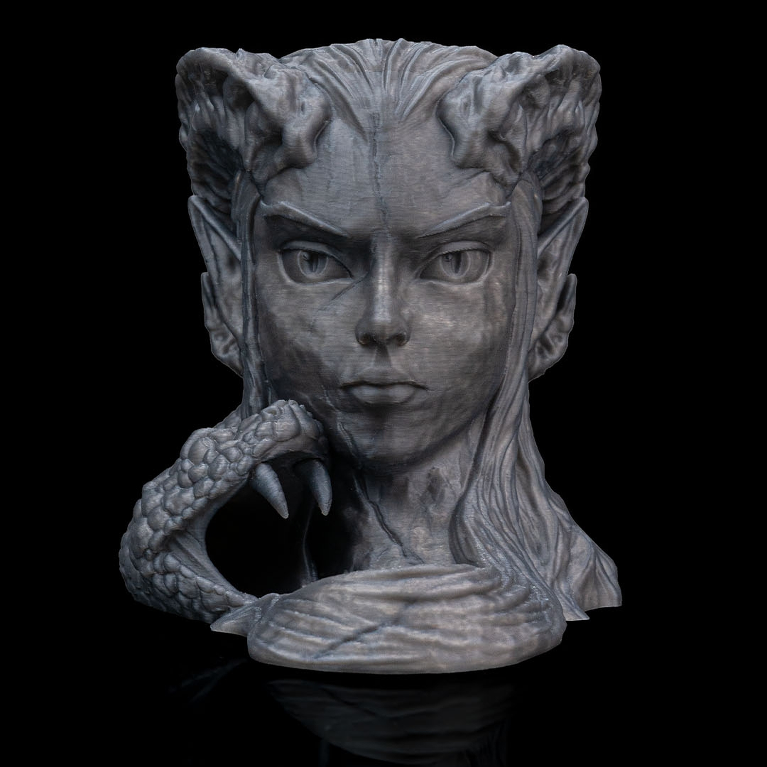 Infernal Gambit Can Holder & Dice Tower