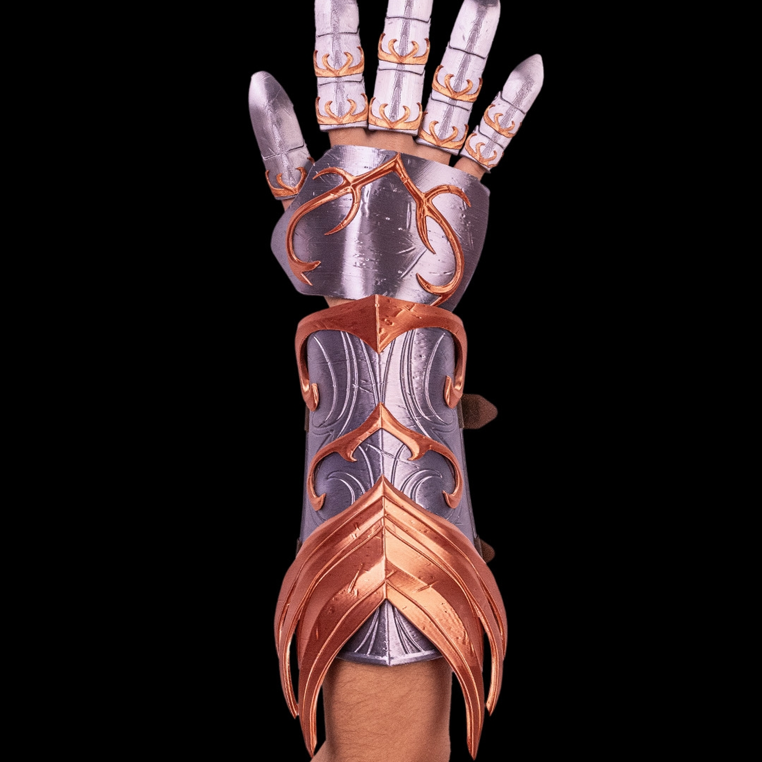 Elf Knight Gauntlet & Vambrace