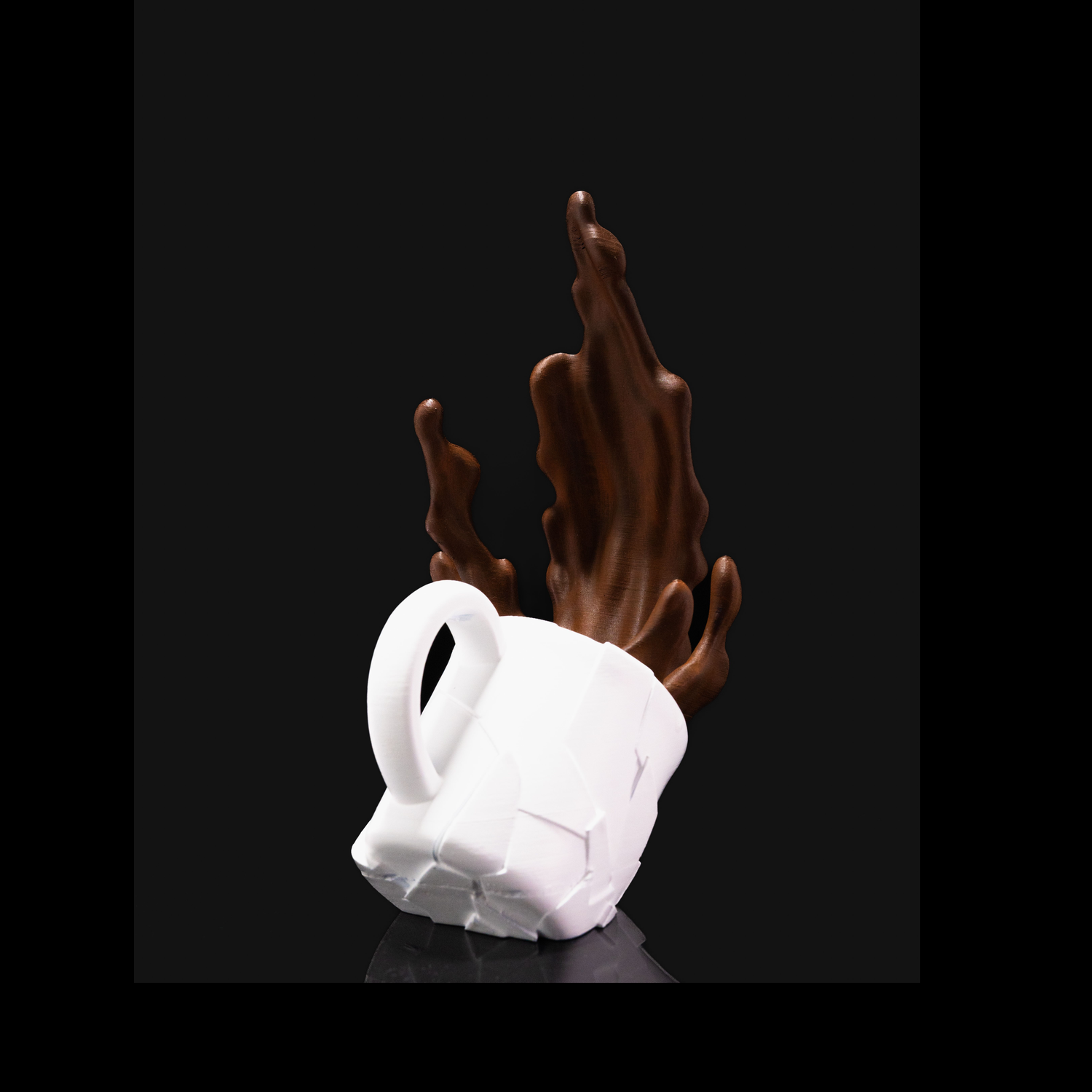 Figura decorativa Falling Coffee Cup