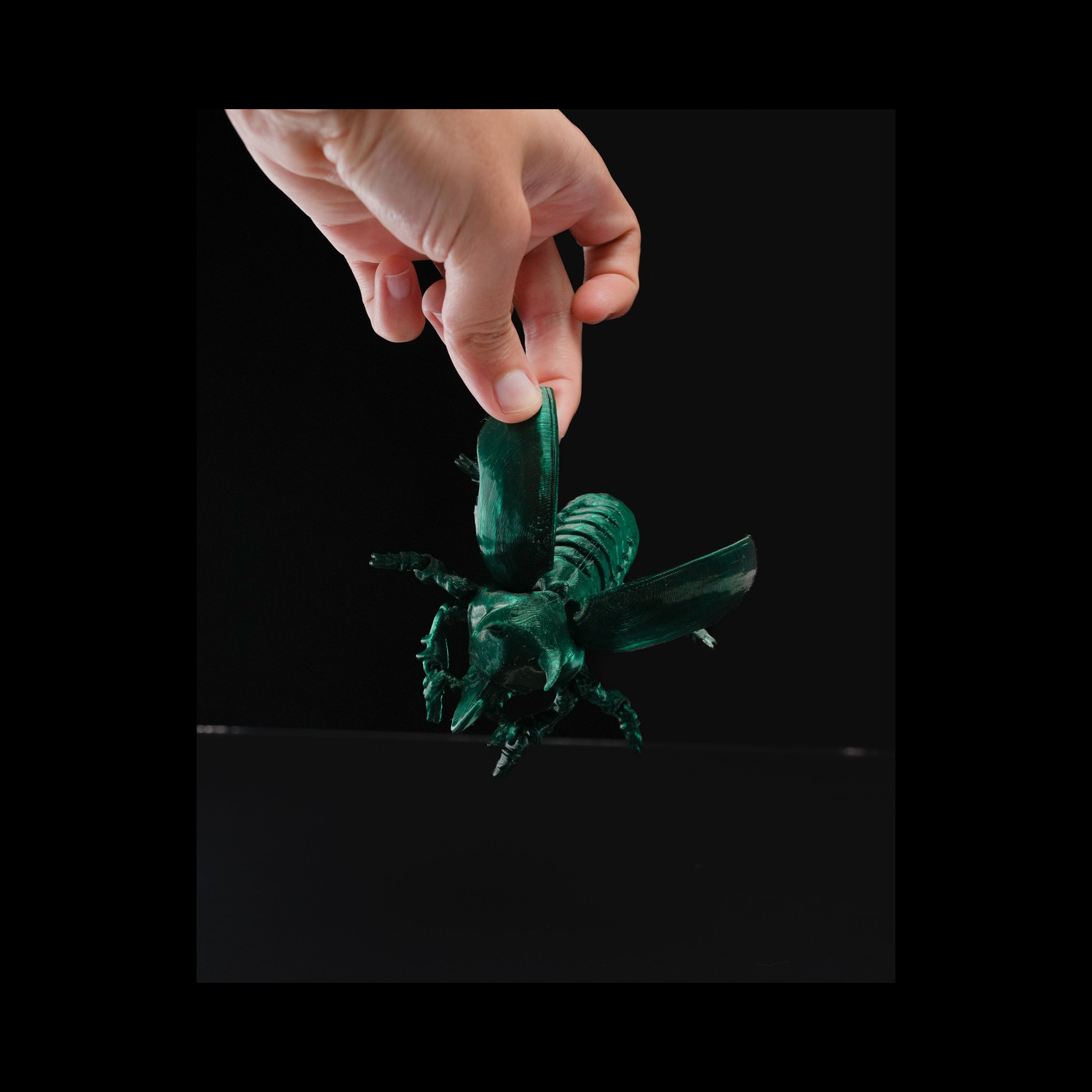 Figura articulada Articulated Unicorn Beetle