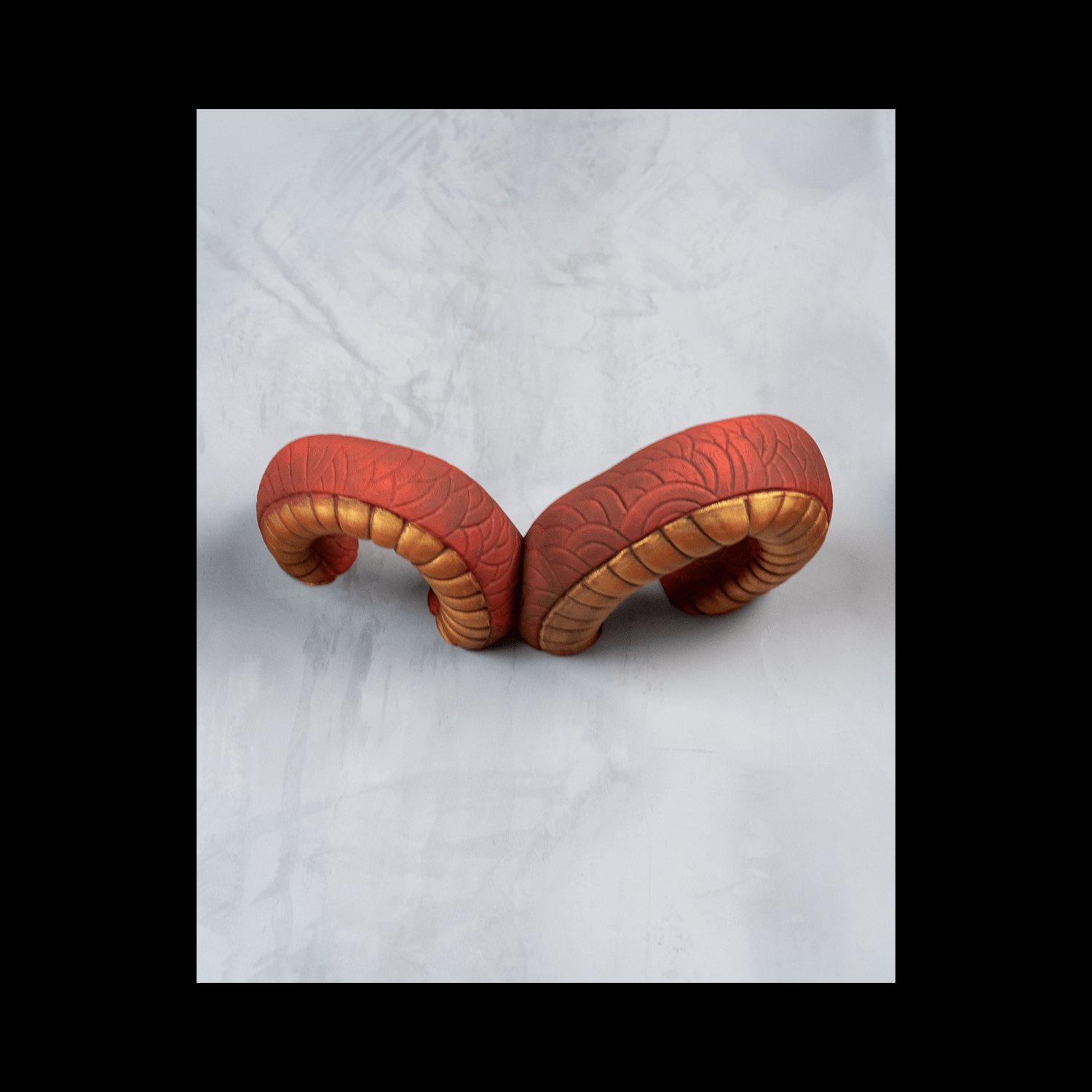 Soporte para mando y auriculares Silent Slither