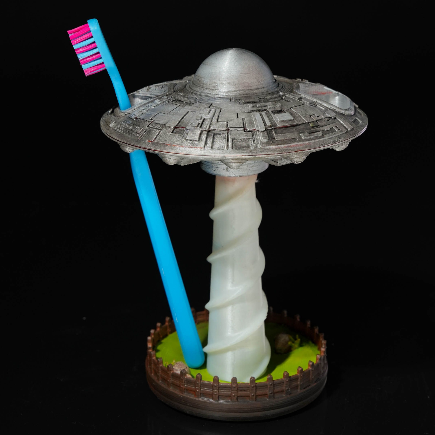 Soporte para cepillos de dientes UFO