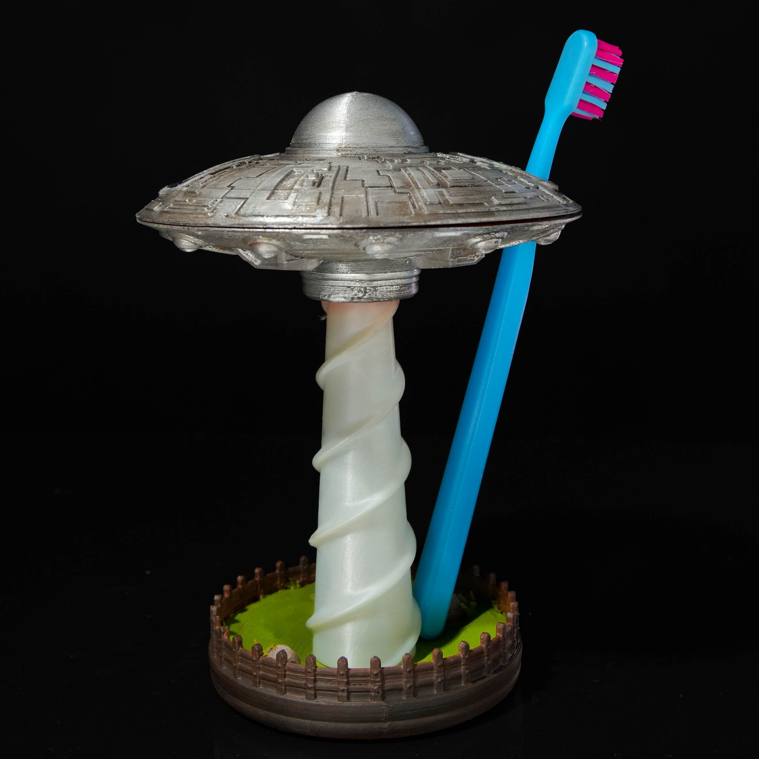 Soporte para cepillos de dientes UFO