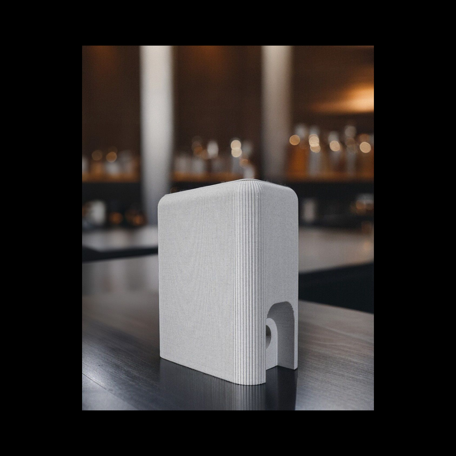 Dispensador para bolsa de vino de diseño sencillo