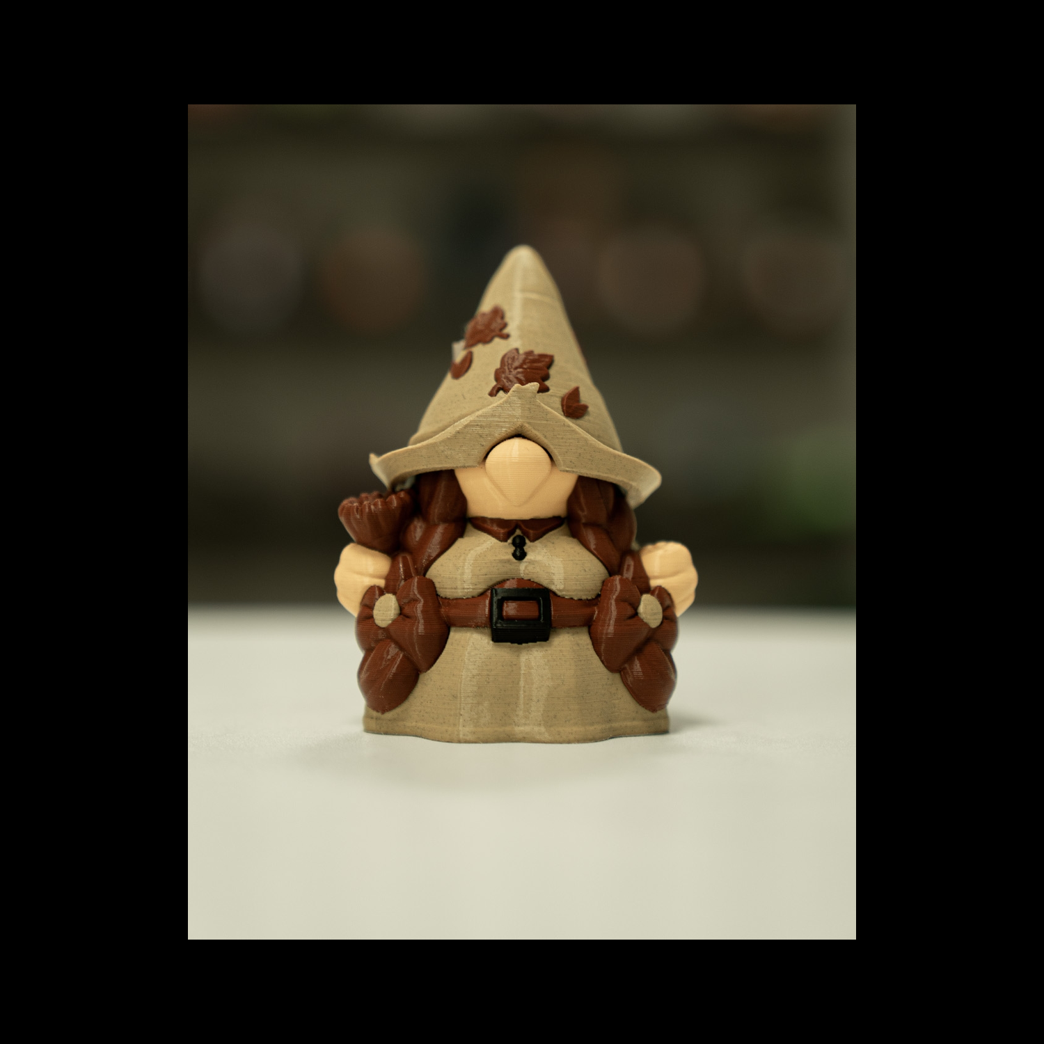 Estatua decorativa Mrs. Hazel Gnome