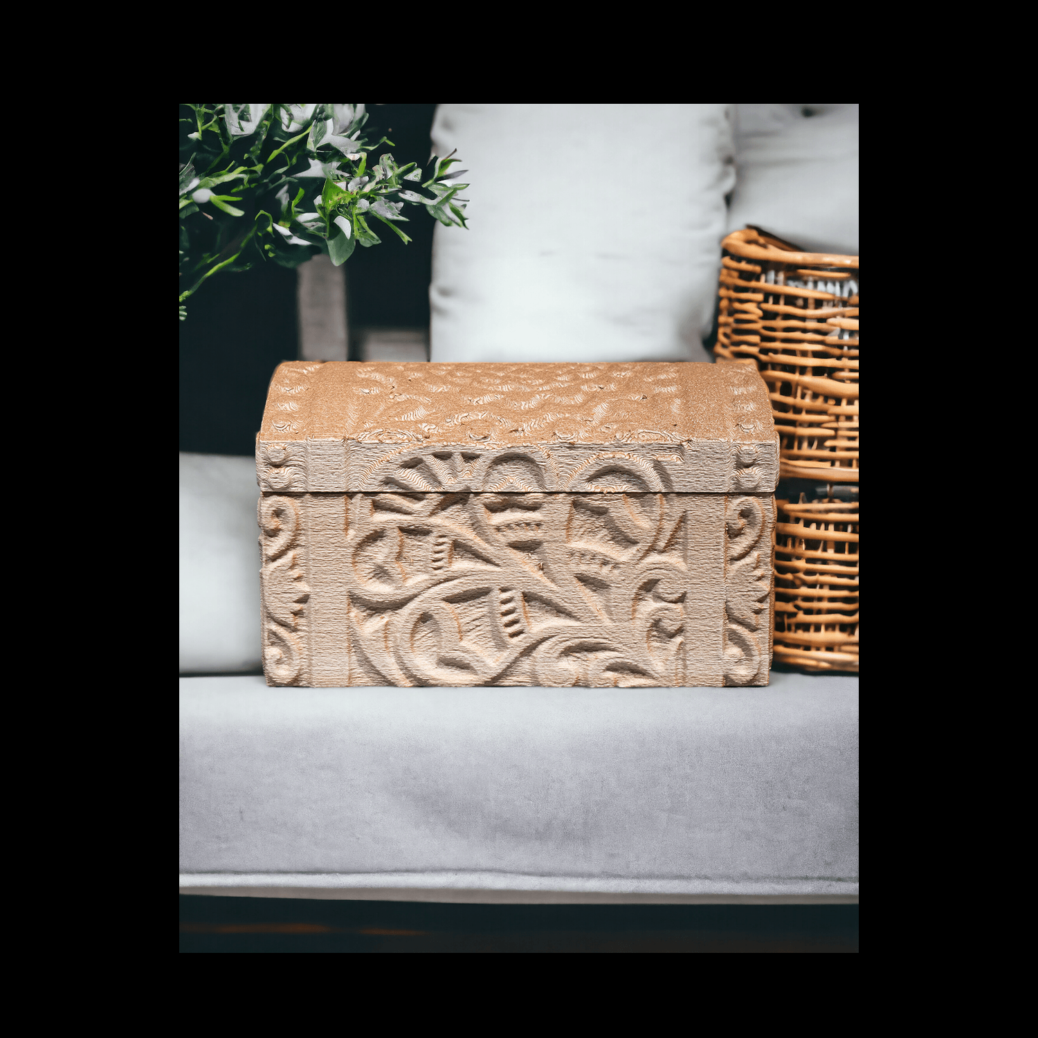 Caja Carved Jewelry