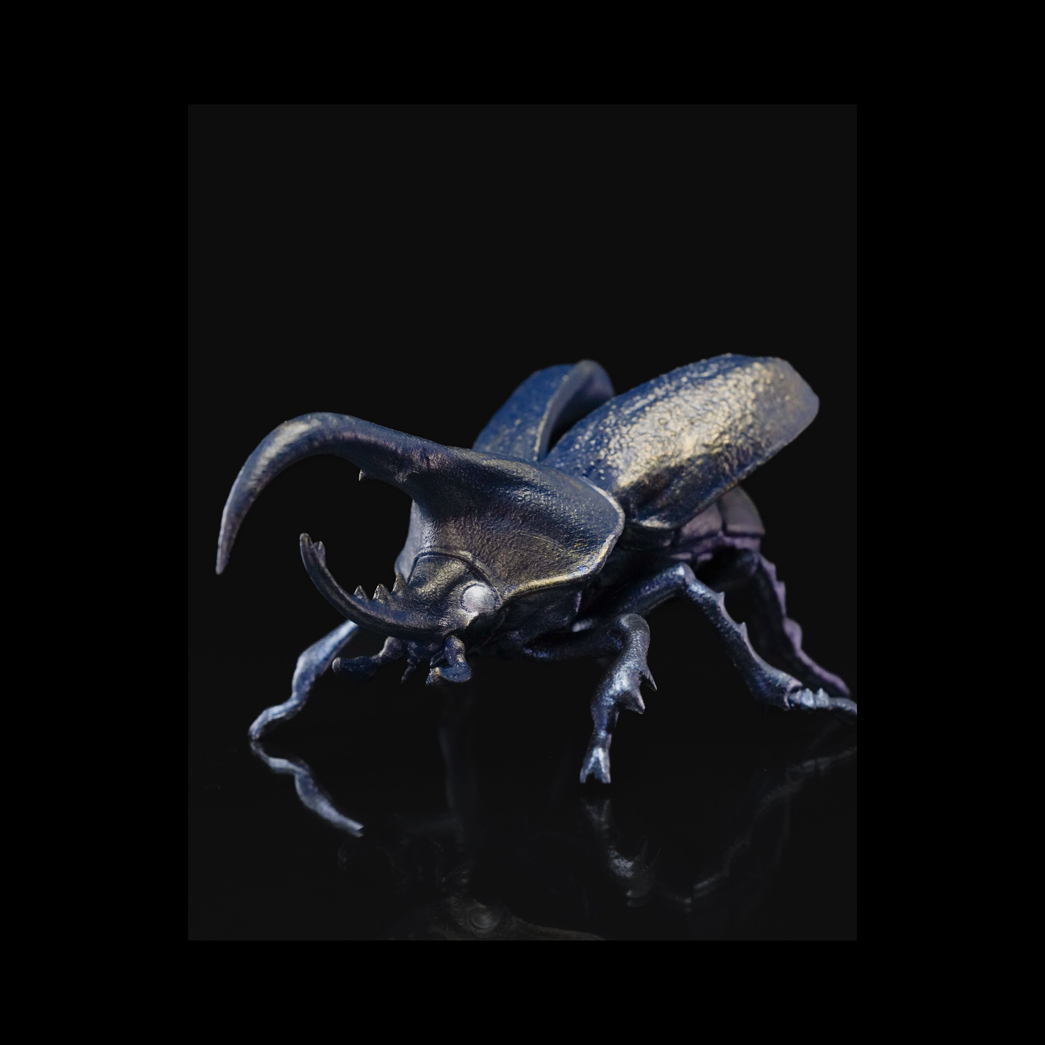 Estatua decorativa Hercules Beetle