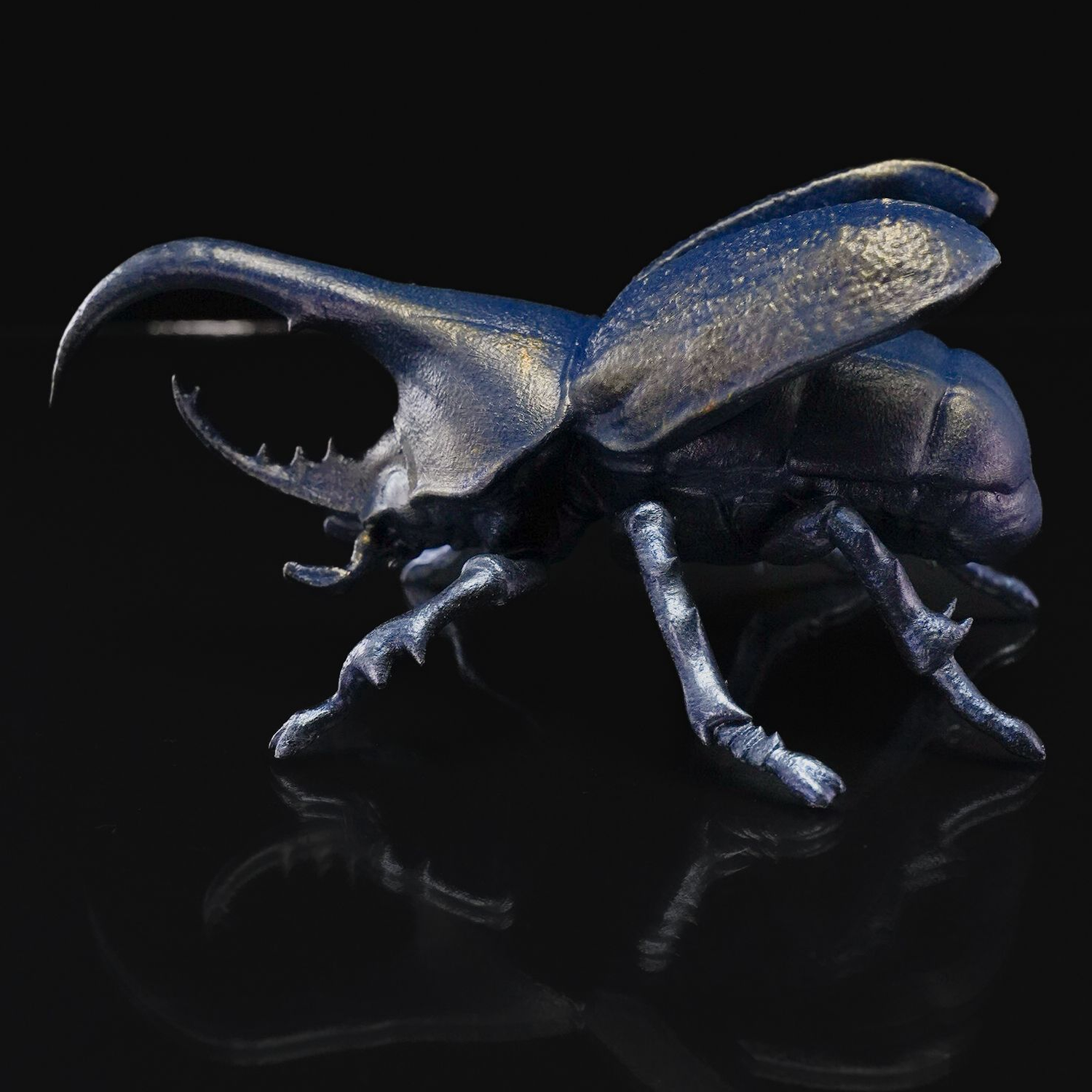 Estatua decorativa Hercules Beetle