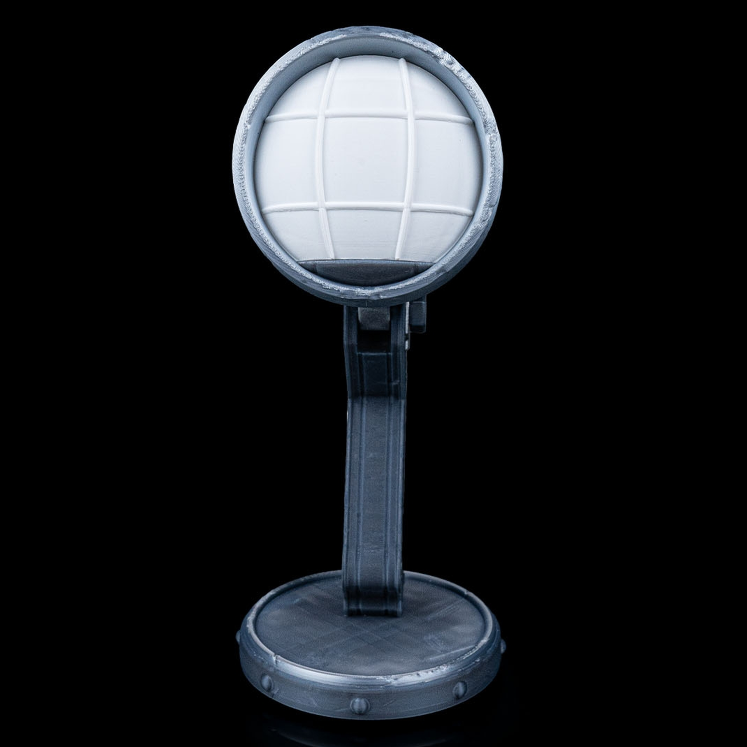 Lámpara de mesa Chrome Headlight