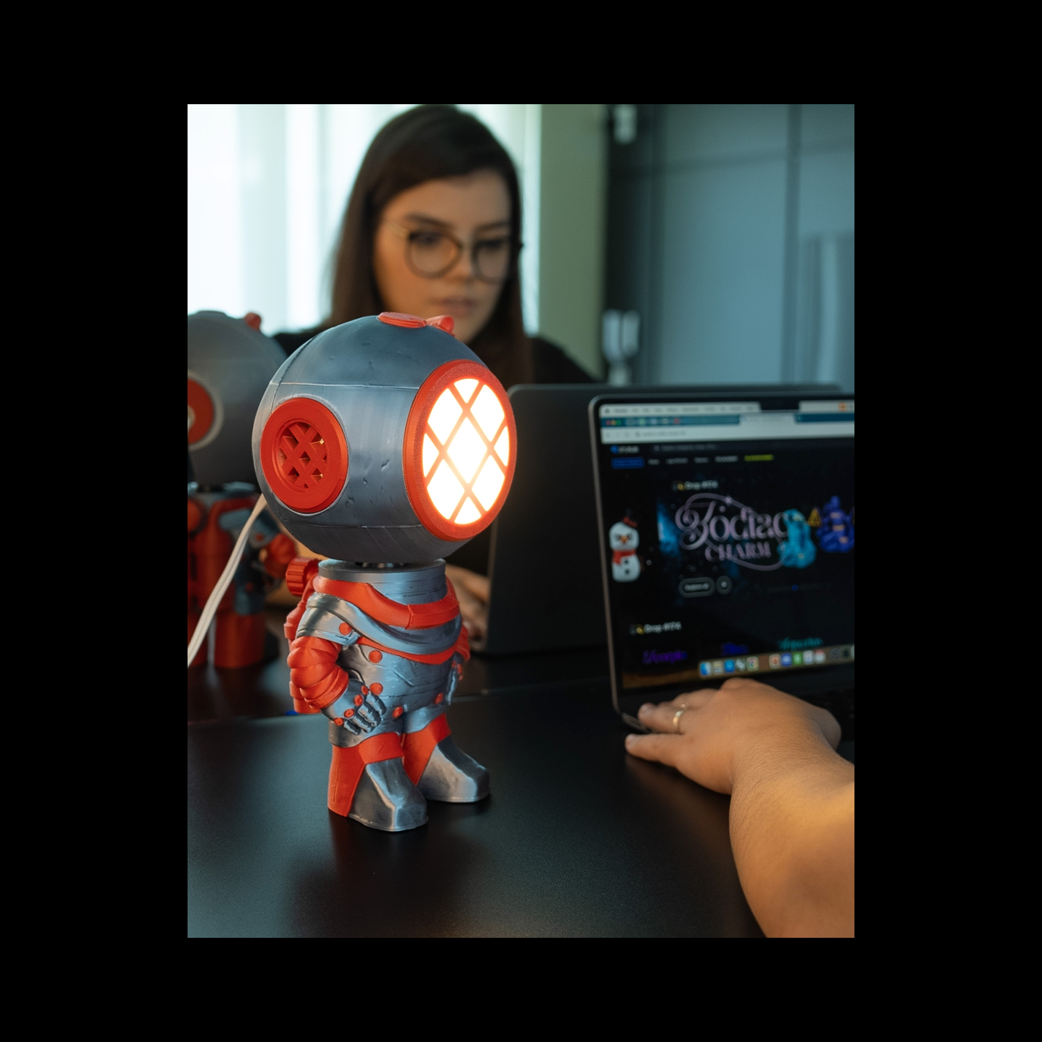Lámpara de mesa Mecha Diver